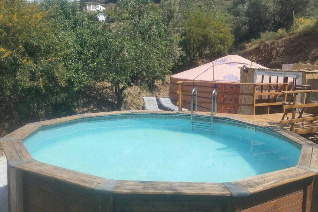 Eldorado Yurt Hotel Алгаробо Екстериор снимка